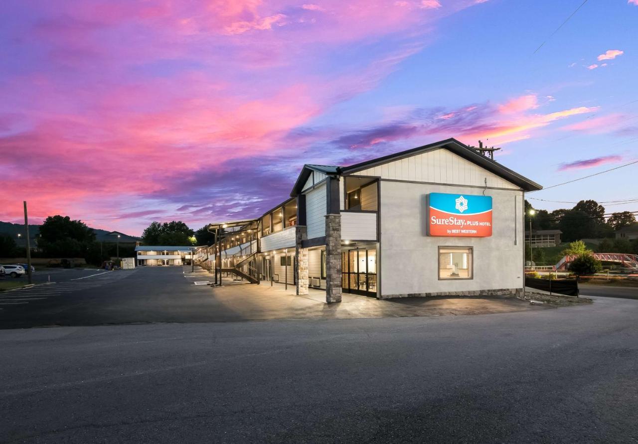 Surestay Plus By Best Western Пиджен Фордж Екстериор снимка